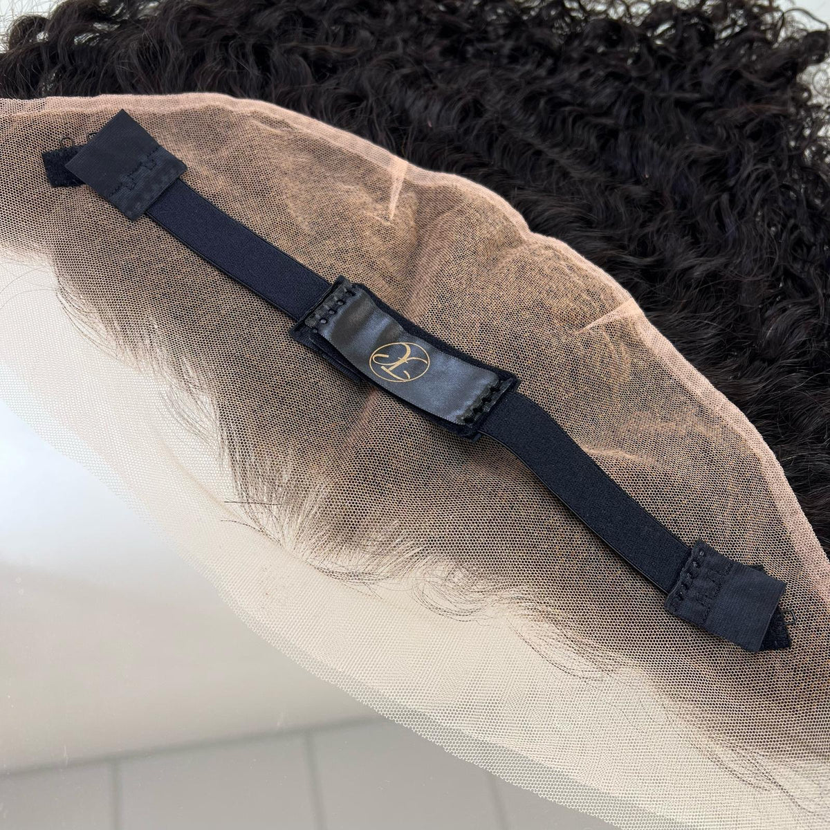 MARIA CAMILLA | FRONTAL | 16 INCHES