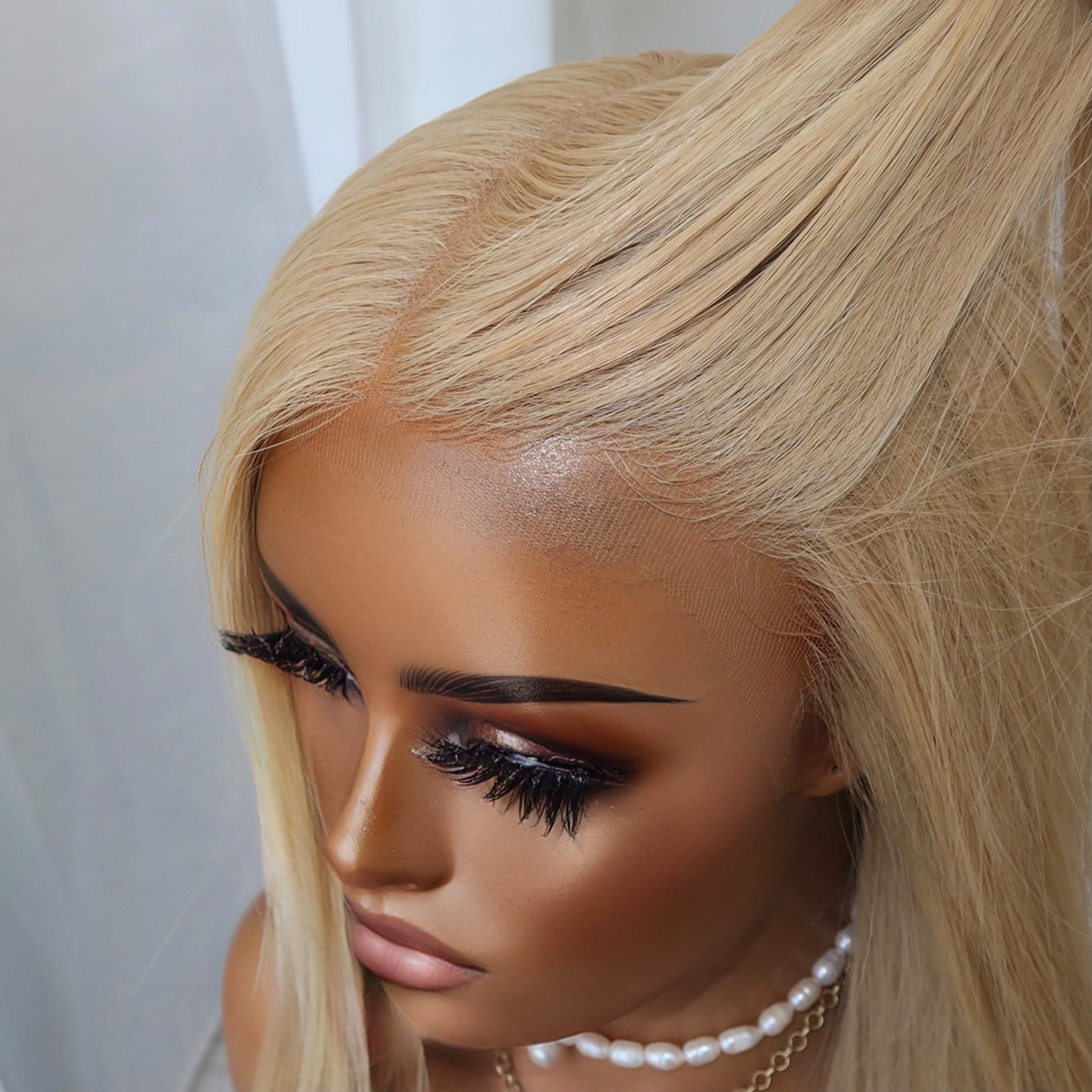 EMMA LISA | HD LACE FRONT