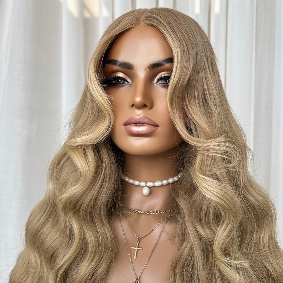 EMMA LISA | HD LACE FRONT