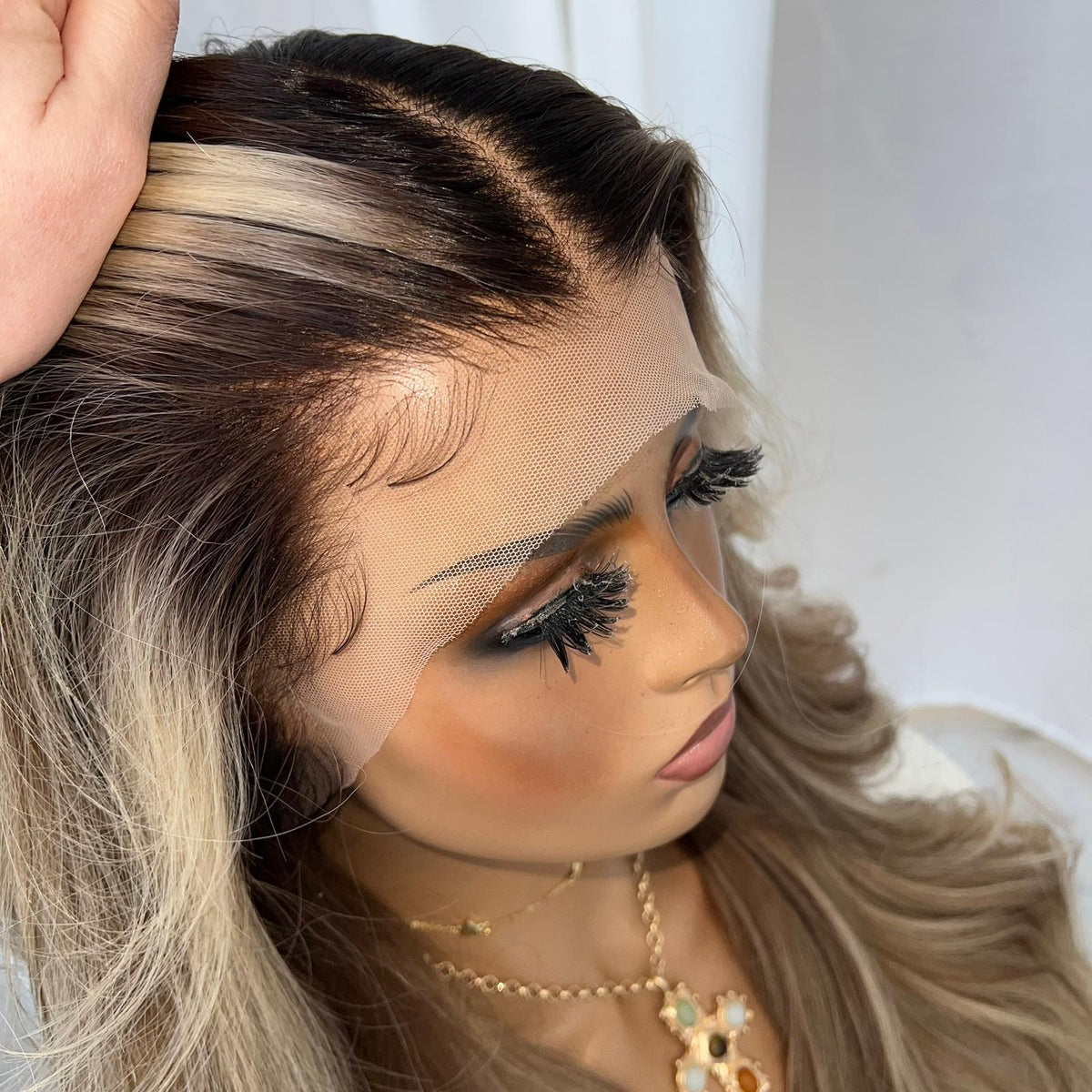 SKYLER | LACE FRONT | M-L