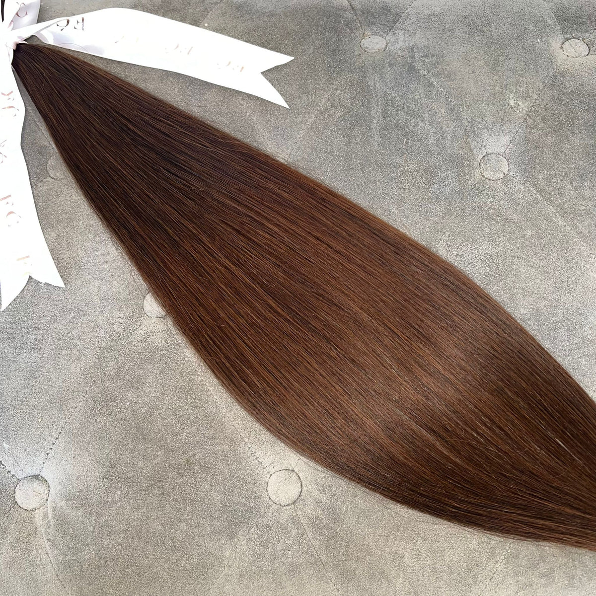 KING KYLIE BROWN | WEFT | 24 INCHES | CUSTOM MADE