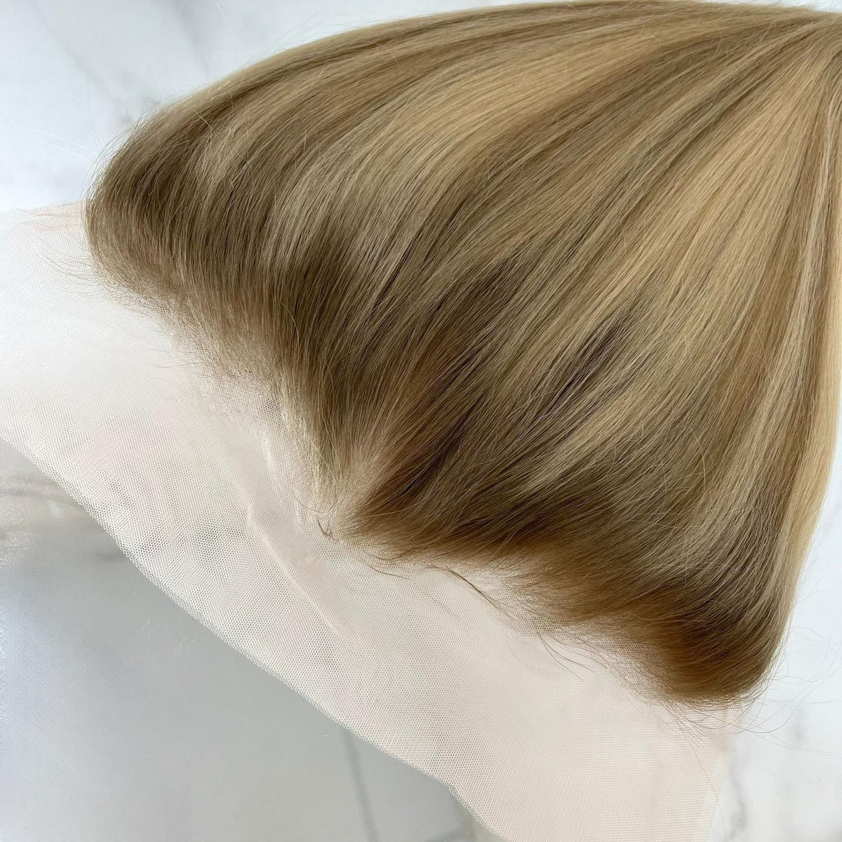 BIANKA | FRONTAL | 16 INCHES