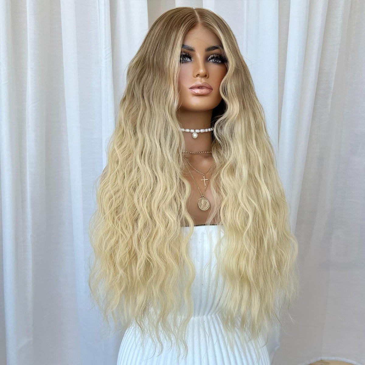 CARDI BLONDE | LACE FRONT | S-M
