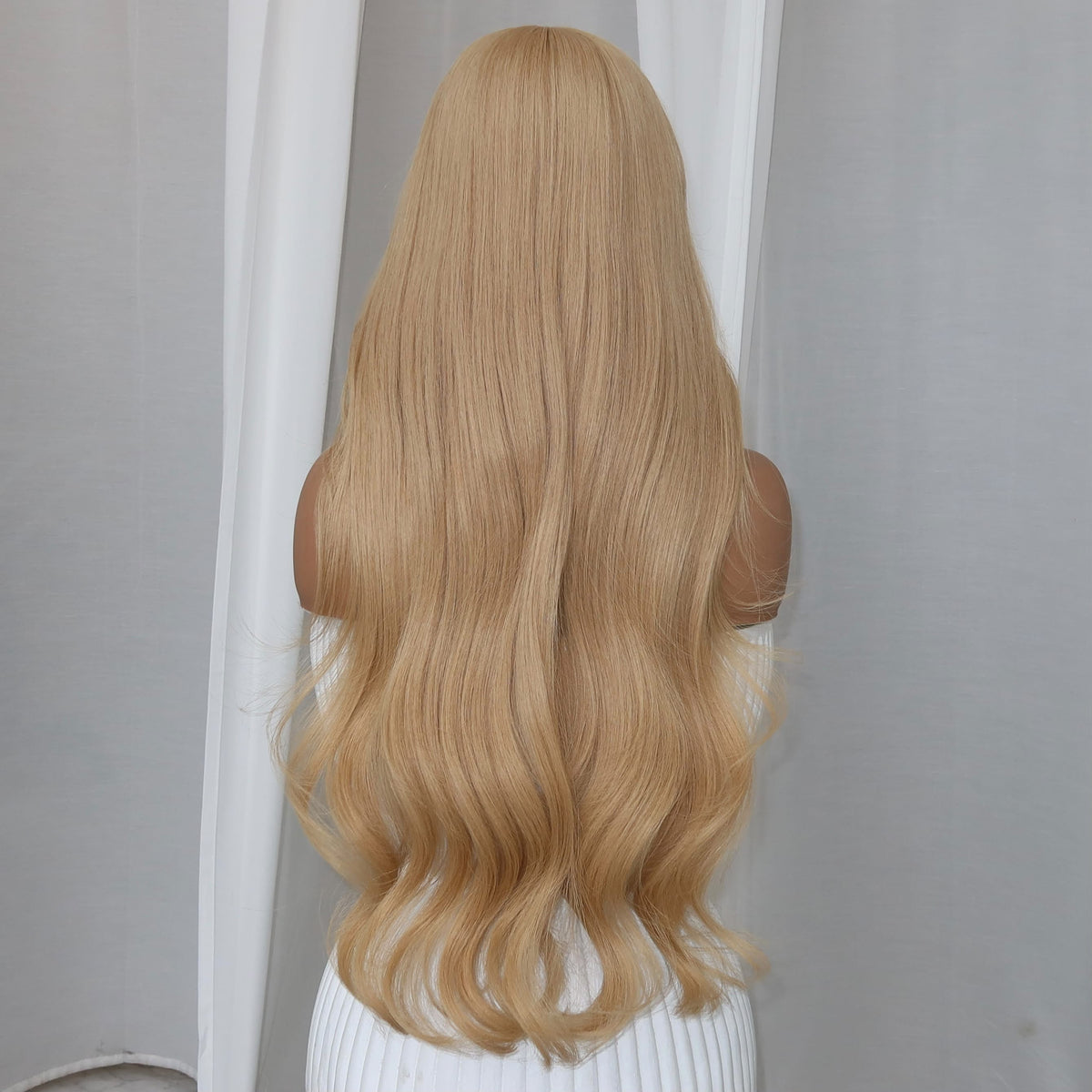 EMMA LISA | HD LACE FRONT