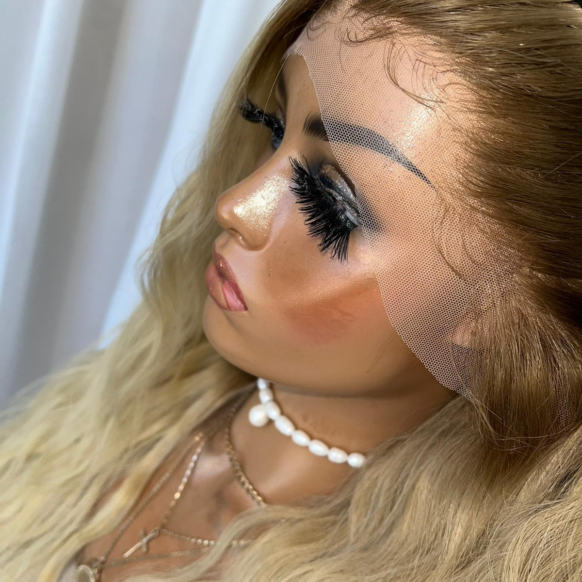CARDI BLONDE | LACE FRONT | S-M