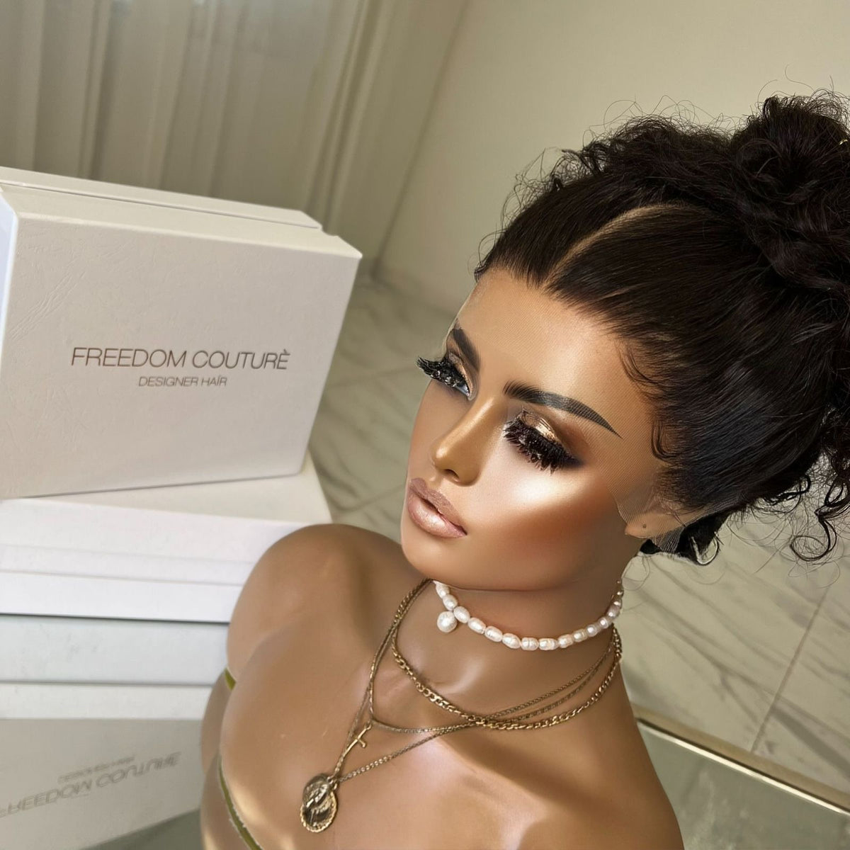 MARIA CAMILLA | LACE FRONT | S-M