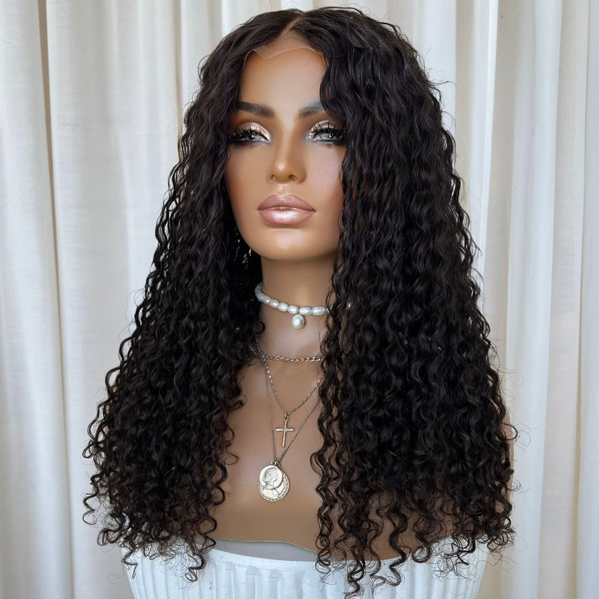 MARIA CAMILLA | HD TOPPER | 20 INCHES