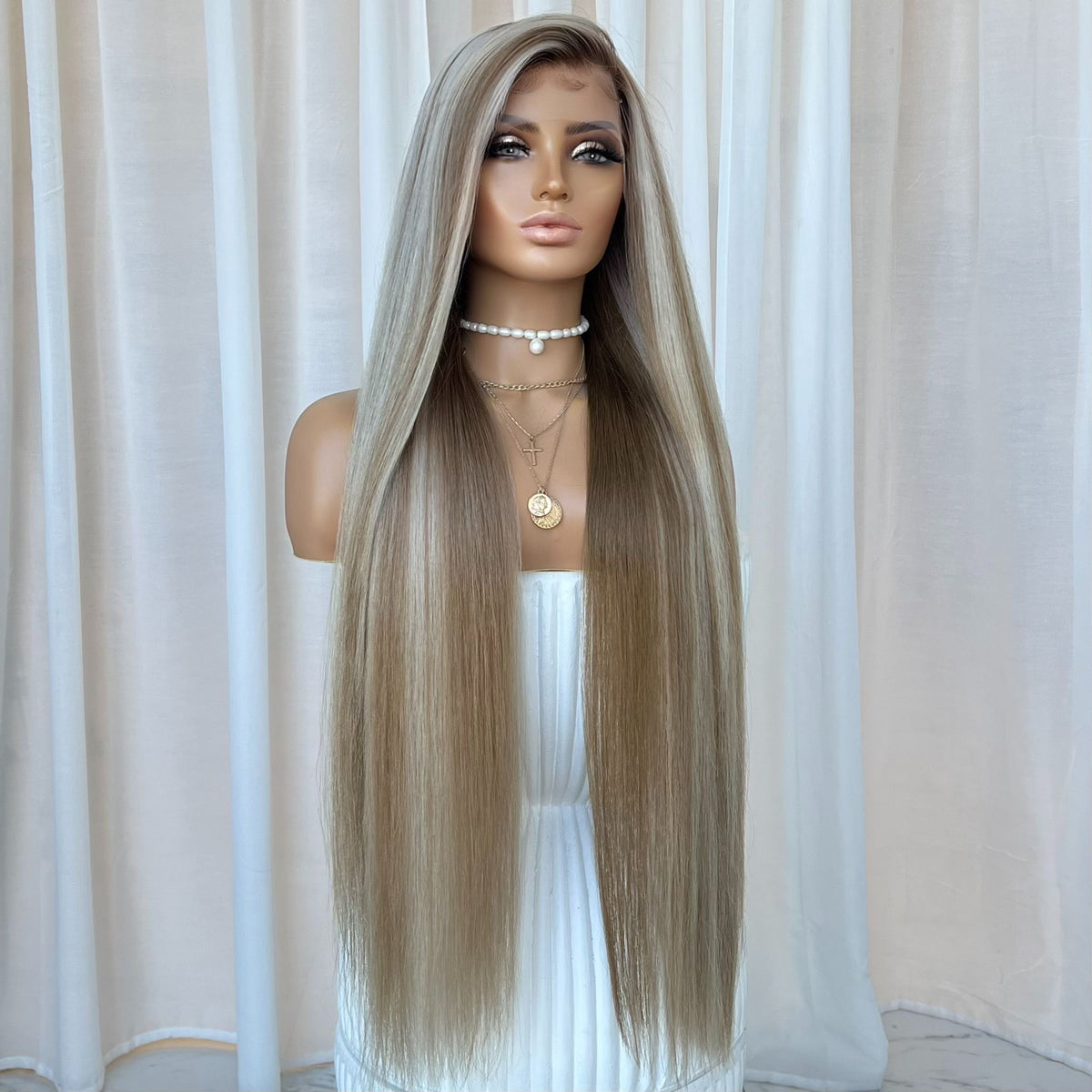 STEFANIA | LACE FRONT | M-L