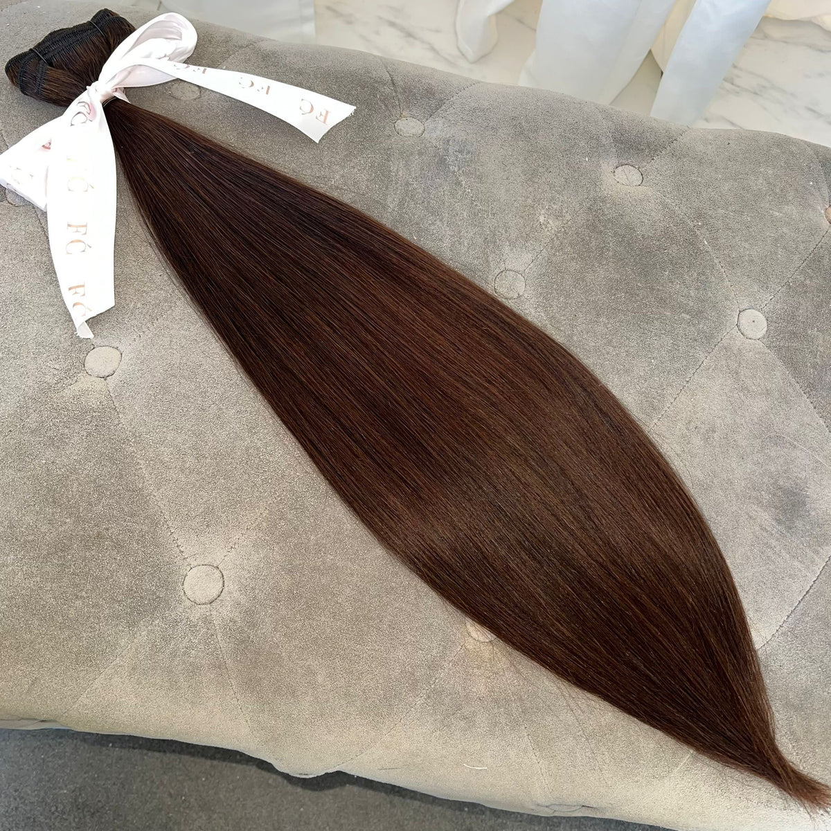 KING KYLIE DARK BROWN | WEFT | 24 INCHES | CUSTOM MADE