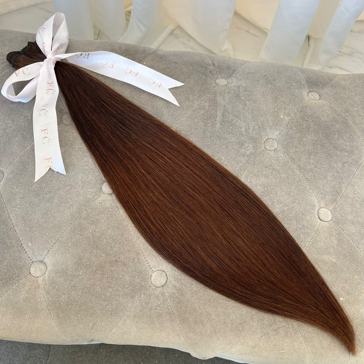 KING KYLIE BROWN | WEFT | 24 INCHES | CUSTOM MADE