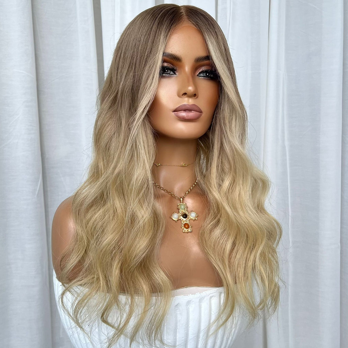 ALINA | HD TOPPER | 20 INCHES