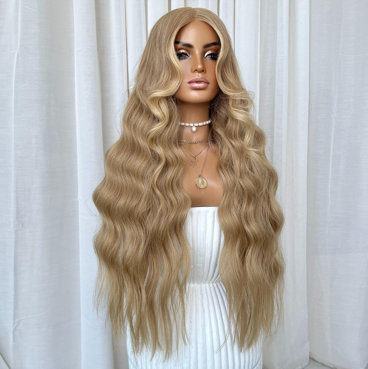 EMMA LISA | HD LACE FRONT